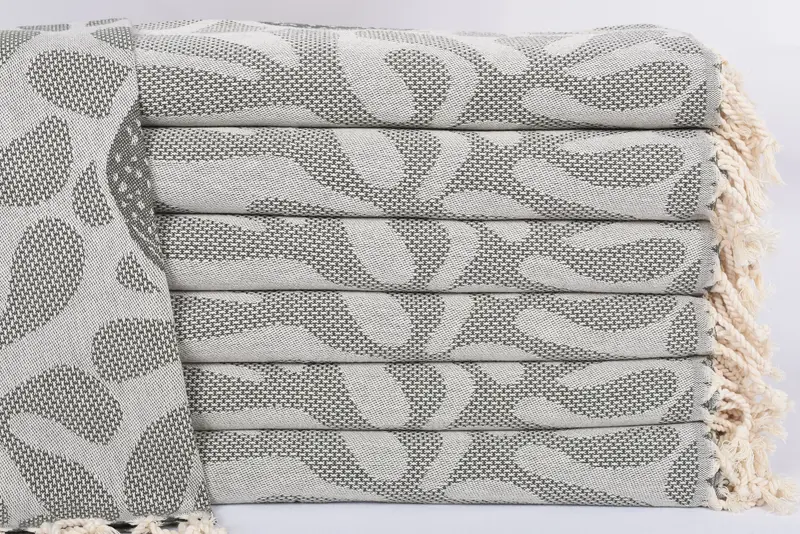Decorative Towel, Bridesmaid Gift Towel, Bridesmaid Gifts, Summer Gift, 40x18 Cotton Whale Design Towel, Small Bath Towels, Personalized Gift - 2
