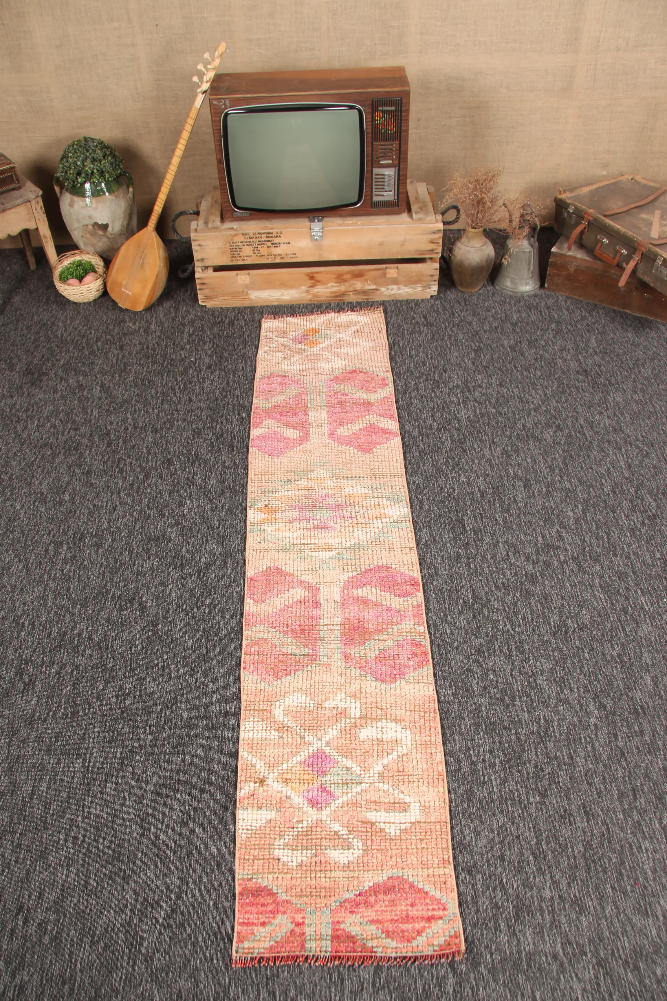 Vintage Small Rug 1.6x7.9 ft, Turkish Herki Pink Geometric Rug - 1