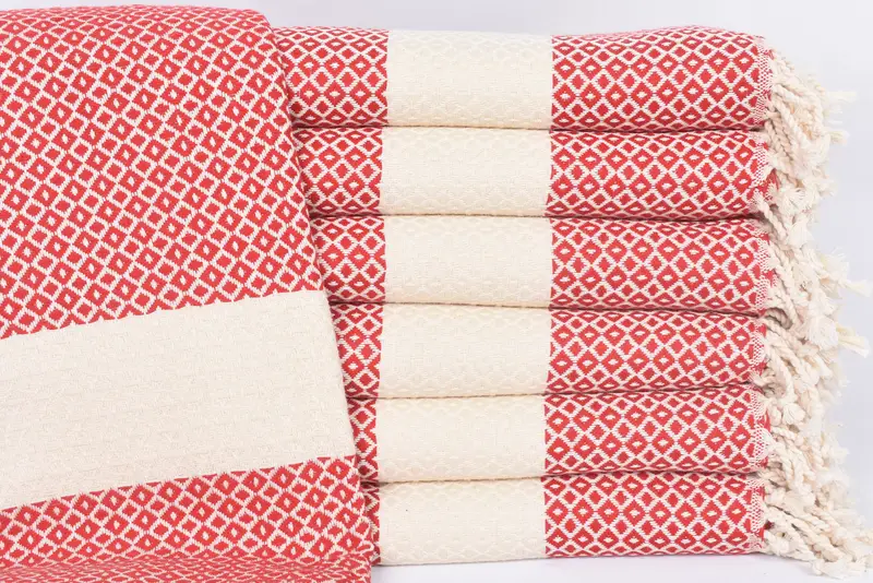 Personalized Geometric Bath Towel Red Beige, Organic Cotton, 70x40 Inches