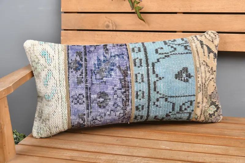 Blaues und grünes Patchwork-Wurfkissen, Vintage besticktes Kissen