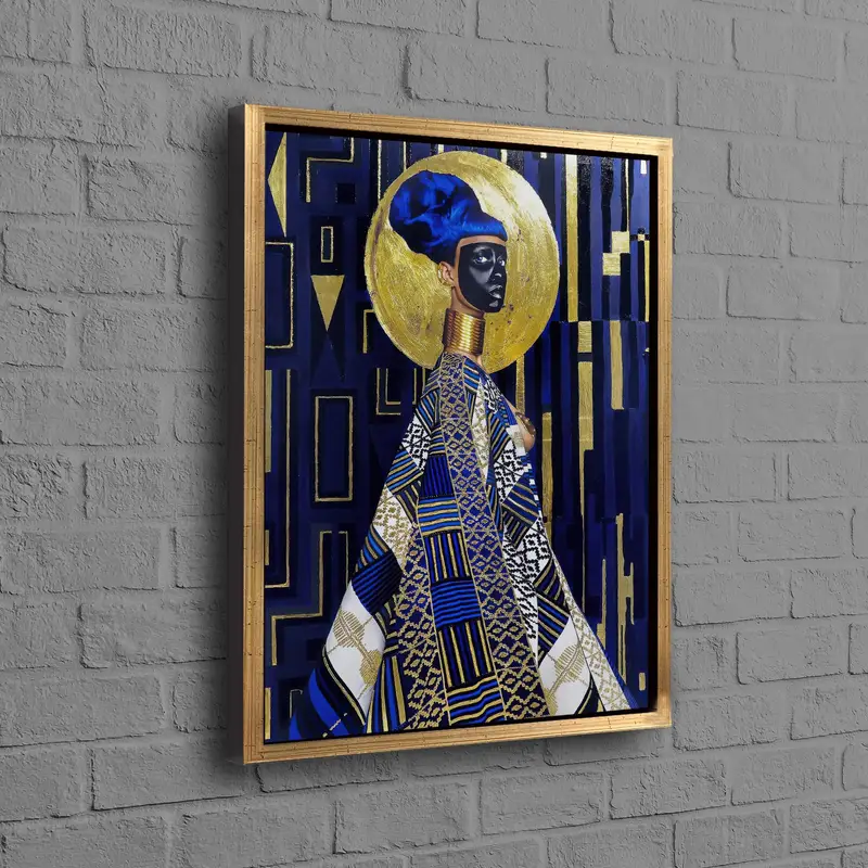 Lienzo moderno de lujo dorado y azul: elegante mujer negra Lámina artística