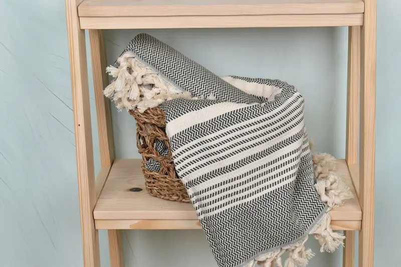 Peshtemal Towel, Sand-resistant towel, Fringed Turkish peshtemal beach towel USA, Personalised Gift, Beach towel, 70x40 Cotton Striped Towel - 4