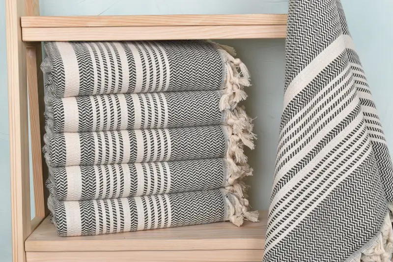 Peshtemal Towel, Sand-resistant towel, Fringed Turkish peshtemal beach towel USA, Personalised Gift, Beach towel, 70x40 Cotton Striped Towel - 1