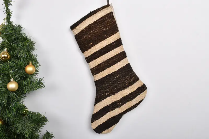 Patrón de adornos navideños festivos, calcetín navideño de arpillera de 7 pulgadas