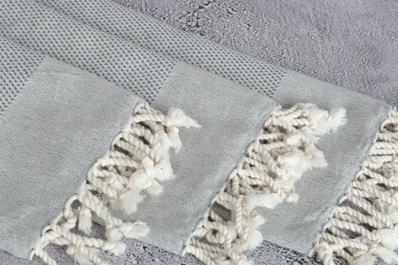 Wedding Gift, Personalized Gift, Wedding Gift Ideas, Bridesmaid Gifts, Bachelorette Towel, Bridesmaid Towel, Spa Towel, 44x24 Cotton Polka Dot Towel - 5