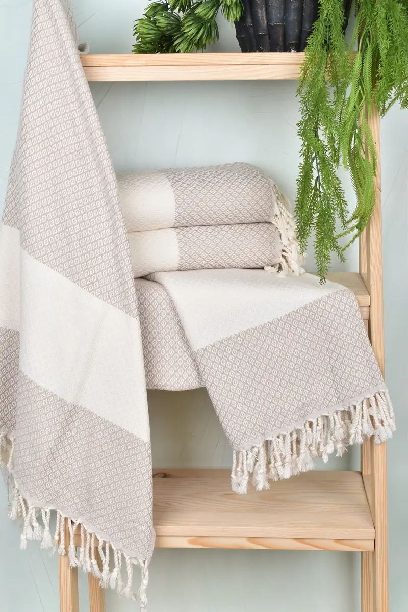 House Warming Gift, Monogram Beach Towel, 70x36 Linen Diamond Towel, Custom Bath Towel, Absorbent towel, Bachelor Towel, Sand-resistant towel - 6