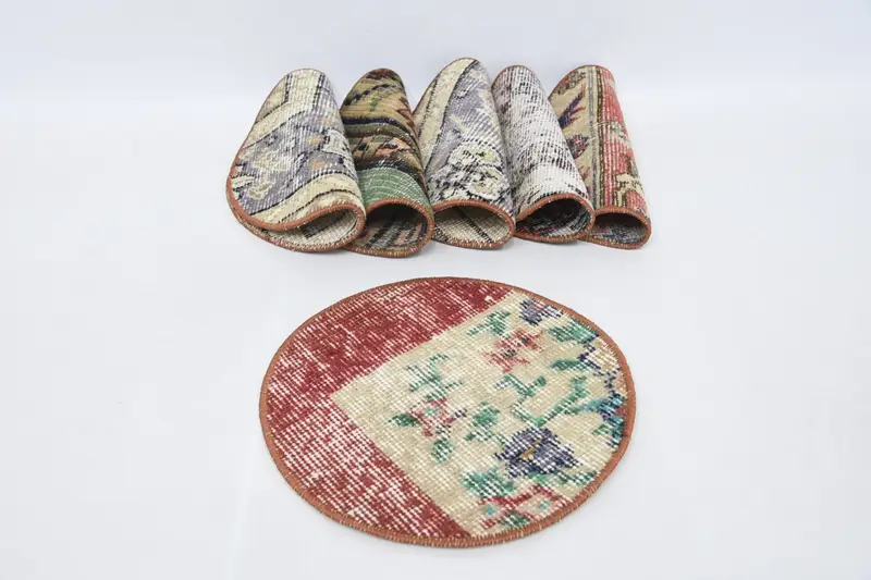 Rote und beige Bohemian-Tischsets, 30 Zoll breite Tischsets im Militärstil