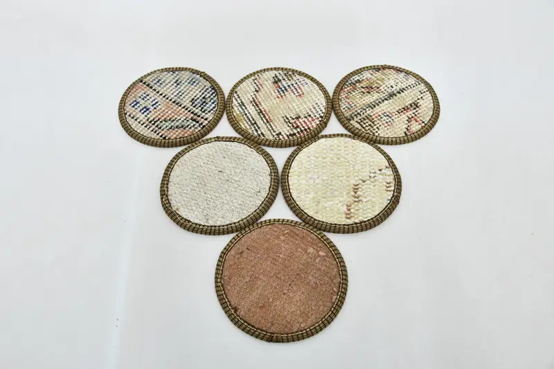 Elegante Kelim-Untersetzer in Beige und Bronze, stilvolle 12,7 x 12,7 cm große Teppich-Untersetzer