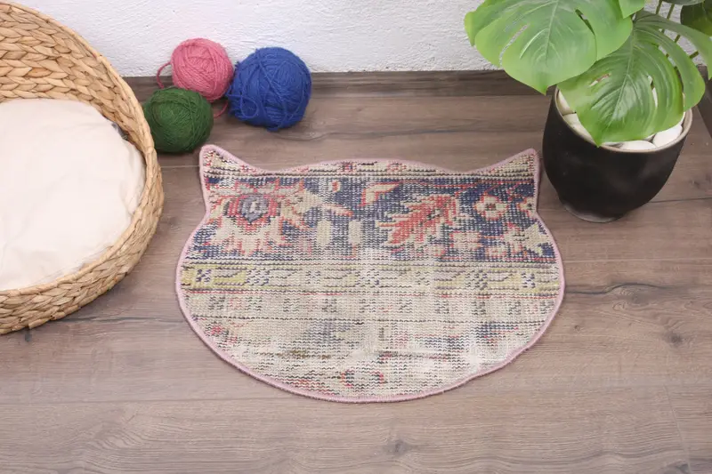 ボヘミアン ブルー & ベージュ ラウンド ウール プレースマット、伝統的なパターンのプレースマット