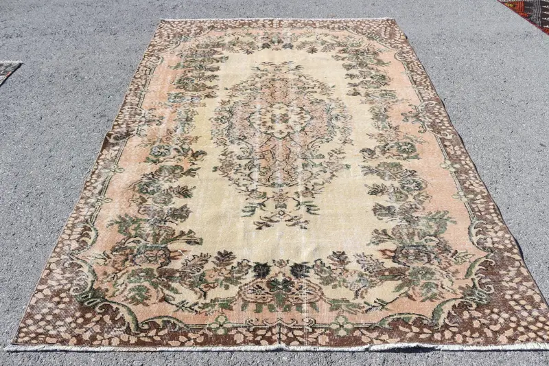 Vintage Büyük Halı 5.9x8.9 ft, Türk Oushak Kahverengi Bordürlü Yün Halı - 1