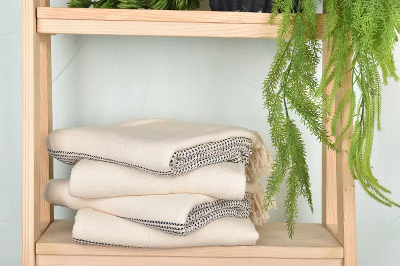 Christmas Favors, Bridesmaid Gift, Large Turkish Towel, Beach Size Towel, 70x40 Cotton Diamond Towel, Absorbent Turkish towel, Friends Beach Towel - 7