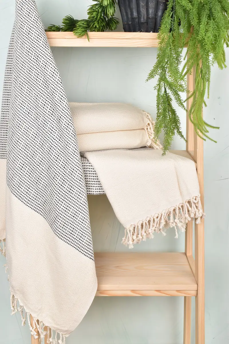 Christmas Favors, Bridesmaid Gift, Large Turkish Towel, Beach Size Towel, 70x40 Cotton Diamond Towel, Absorbent Turkish towel, Friends Beach Towel - 6