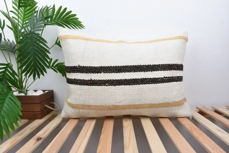 Cushion Cover, Kilim Pillow Cover, Ethnical Kilim Rug Pillow, Garden Pillow, Boho Pillow, 20x28 White Pillow Cover, Boho Chic Cushion - 1