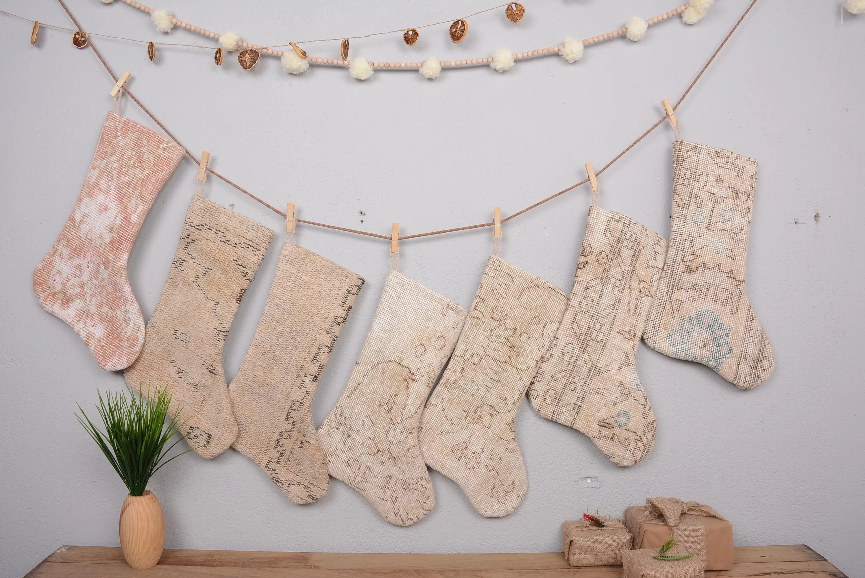 Şenlikli Kilim Noel Süsleri Çorabı, Boho Chic Tatil Dekoru Çorabı - 1
