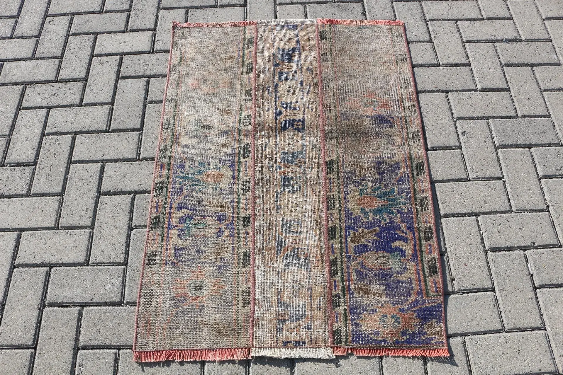 2.5x3.37 ft Vintage Small Rug, Turkish Blue Floral Rug - 1