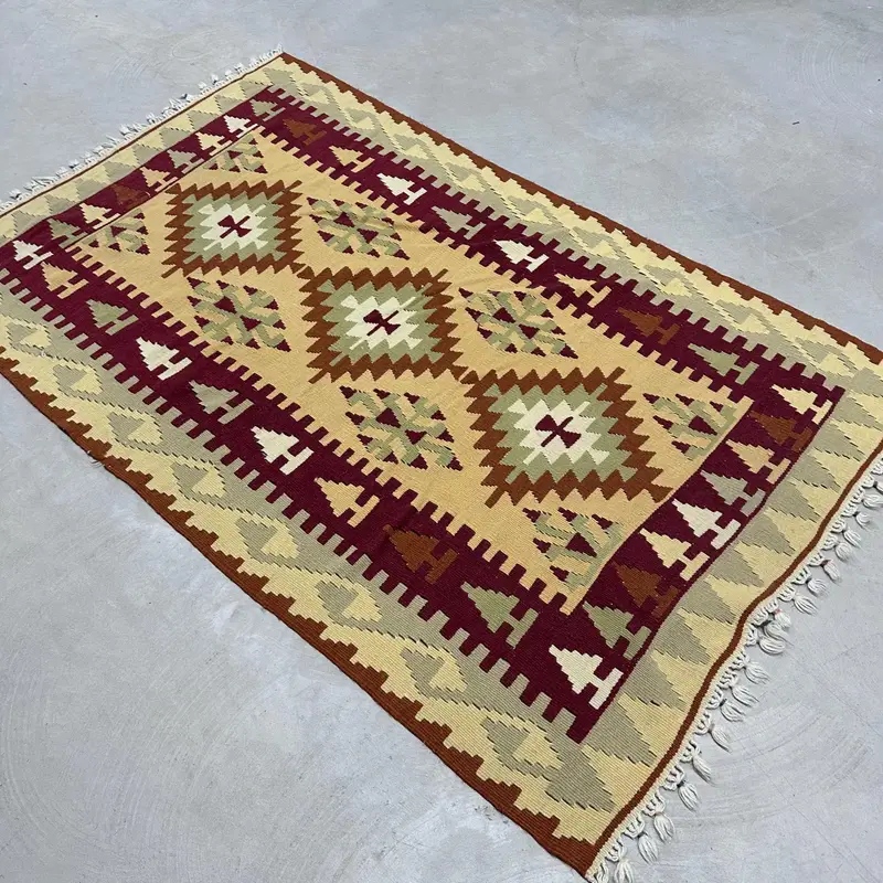 Türk Vintage Kilim Halısı 3,5x5,6 ft (106x172 cm), Kahverengi Fas Yün Halısı - 1