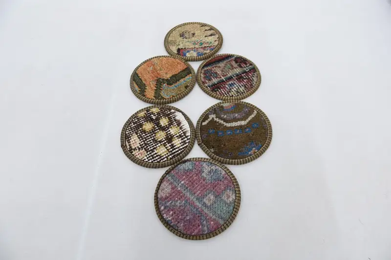 ボヘミアンブルーとブラウンのラウンドコースター、スタイリッシュなボヘミアンコースター