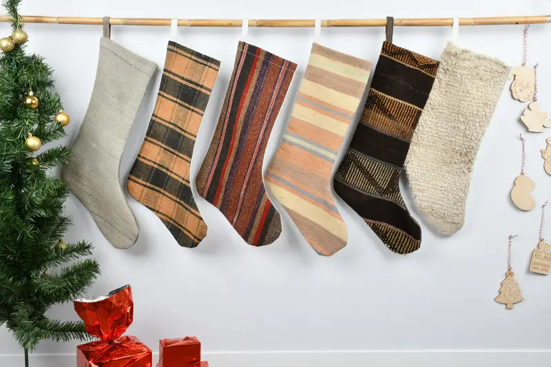 Patrón de adornos navideños, calcetín de dulces de 8 pulgadas de ancho