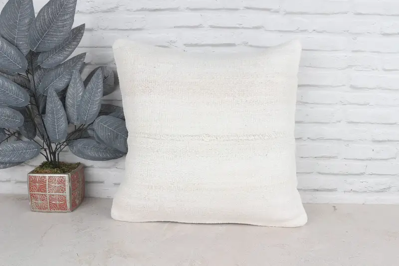 Kilim Pillow Cover, Vintage Throw Pillow Case, Gift Pillow, Pillow Case, Decorative Pillow, Antique Pillows, 20x20 White Pillow - 1