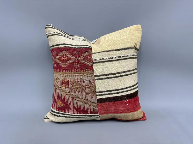 Patchwork-Kelimkissen in Beige und Rot, 22 x 22 Vintage-Kissen