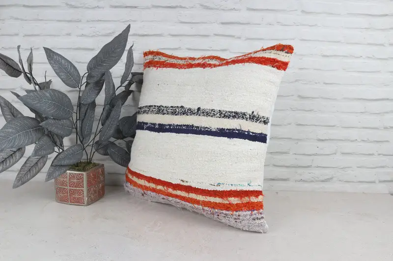 Turkish Kilim Pillow, Indoor Cushion Cover, Vintage Cushion Case, Throw Kilim Pillow, Pillow Cover, 22x22 White Cushion, Pillow for Couch - 5