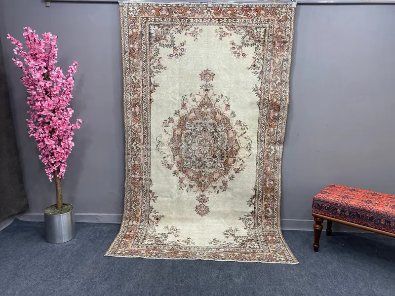 Elegant White Oriental Rug, 4.8x7.9 ft with Orange Accents