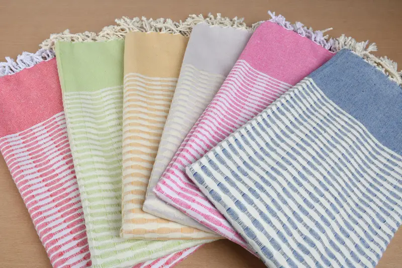 トルコ製ハンドタオル 軽量オーガニックコットン ベージュ幾何学模様、36x71インチ