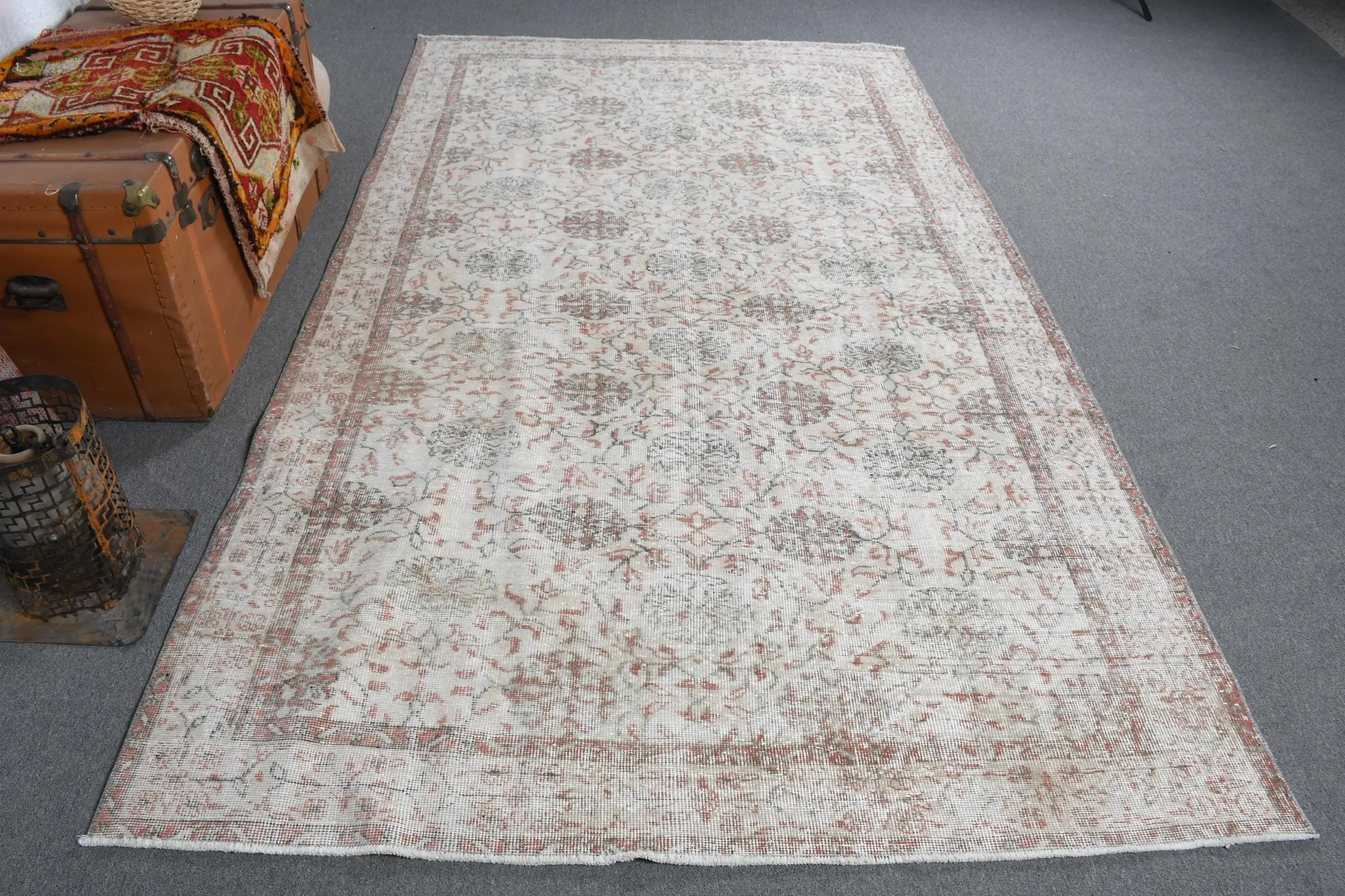 Vintage 5.5x9.6 ft Halı, Türk Halısı, Beyaz İkat Halı Yün - 1