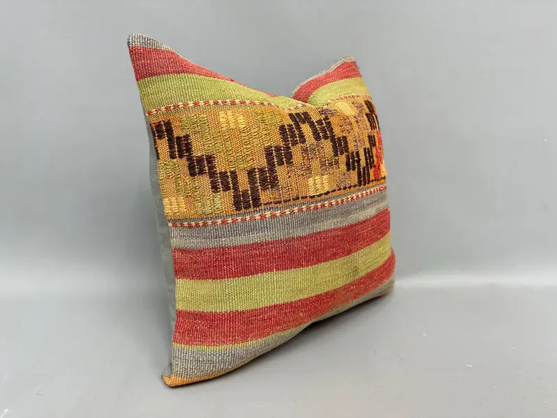 Ethnic Throw Cushion, Cushion Case, 18x18 Red Pillow, Ethnical Kilim Rug Pillow, Car Pillow, Throw Kilim Pillow, Home Decor Pillow - 2