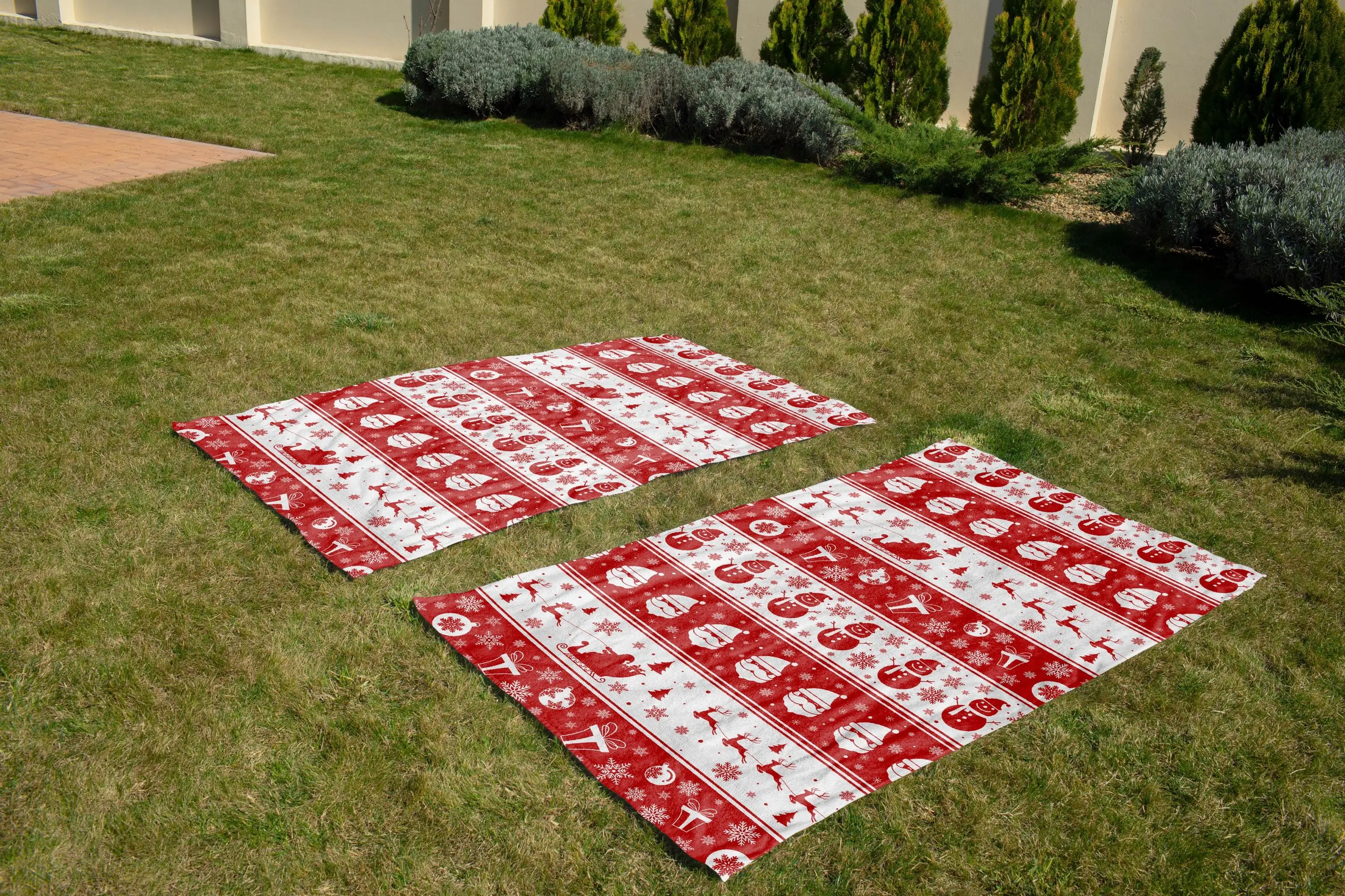 Red and White Christmas Towel, Santa Snowman Reindeer Pattern Printed Towel - 1