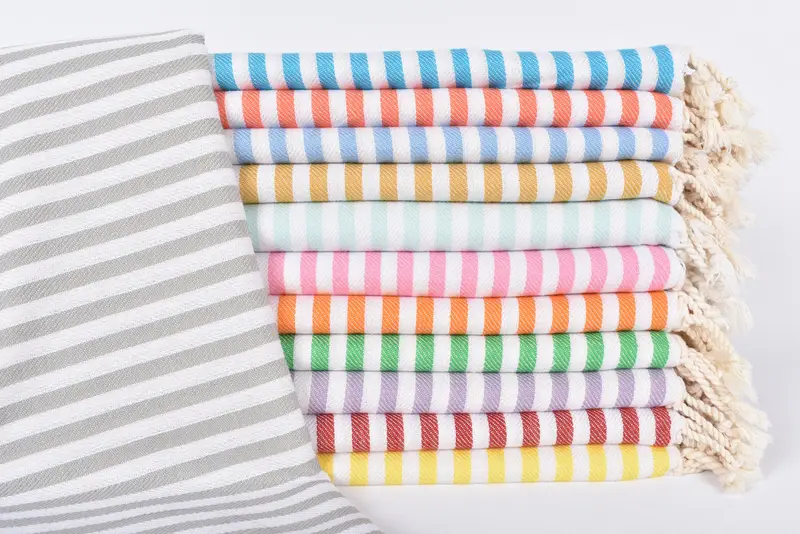 Sandfreies Handtuch, Hochzeitsgeschenk, Brautjungfer Vorschlag Geschenk, dünn und leichtes türkisches Peshtemal, 70x40 Baumwollstreifentuch, handgefertigtes Geschenk - 1