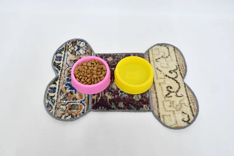 Şık Mor ve Bej Emici Evcil Hayvan Matı, Dayanıklı Köpek Pedi