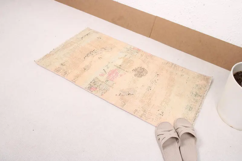 Vintage 1.8x3.2 ft Halı, Oushak Türk Halısı, Beyaz Çiçekli Yün Halı - 1
