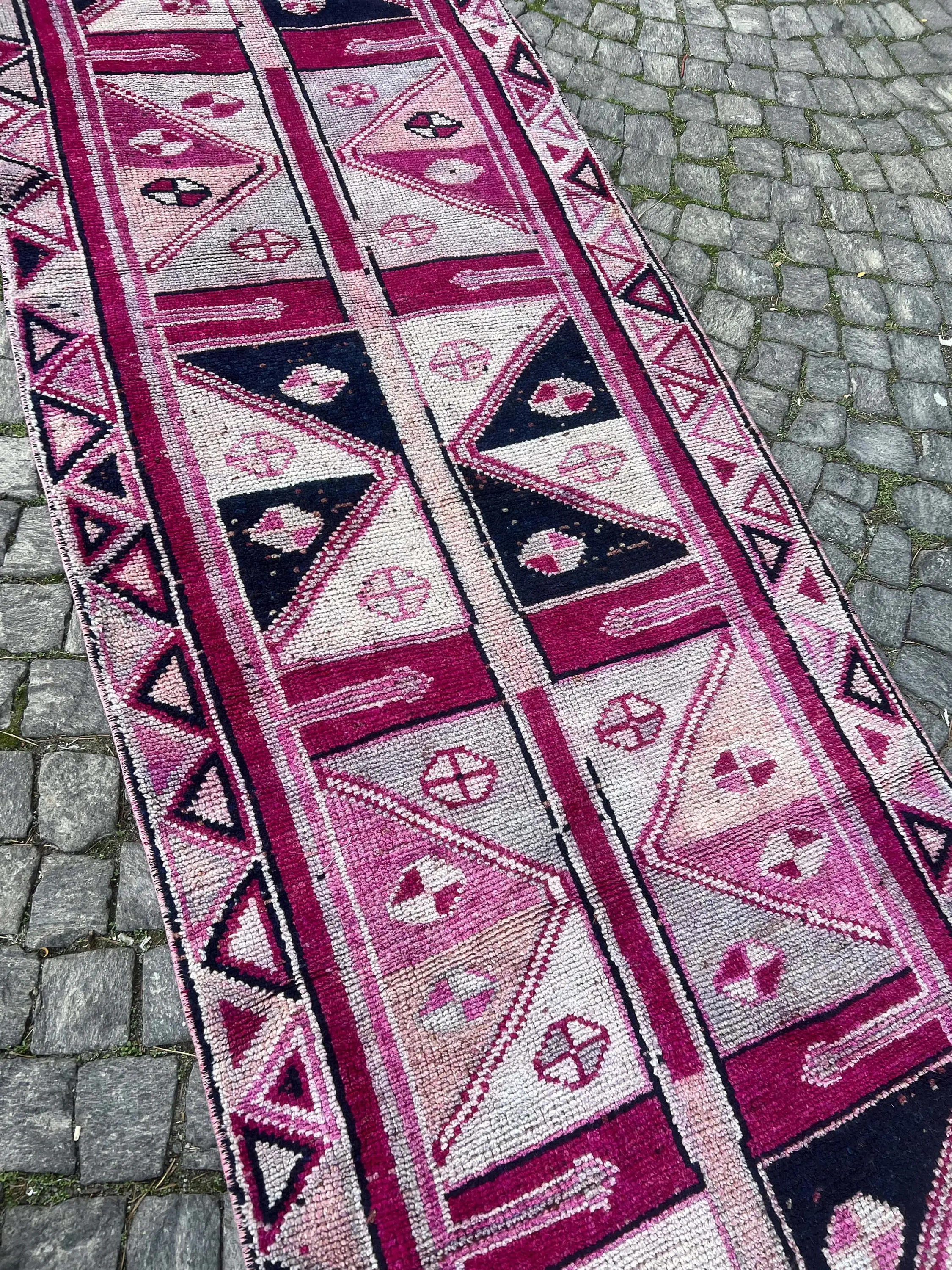 Herki Turkish Rug, 3.1x10.7 ft Vintage Rug, Pink Oriental Wool Rug - 1