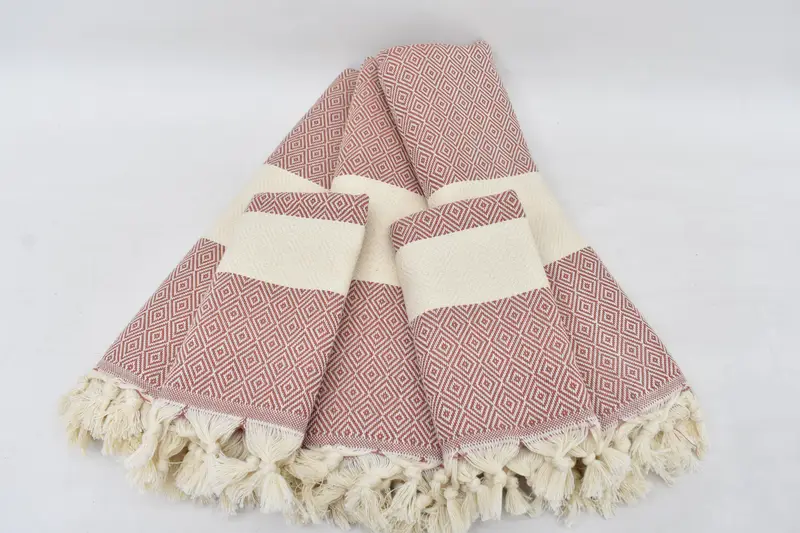 Personalized Brick Diamond Towel, 70x40 Inches, Organic Cotton, Red & White