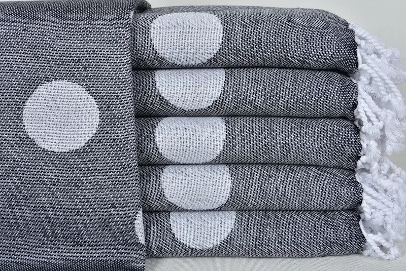 70x40 Cotton Polka Dot Towel, Extra large Turkish bath towel, Bachelor Party Gifts, Wedding Favors, Bridesmaid Gifts, Personalized Turkish Towel - 2