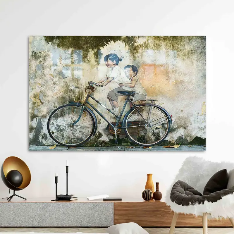 モダンなプリントガラス: ペナンストリートの自転車グラフィティデザイン