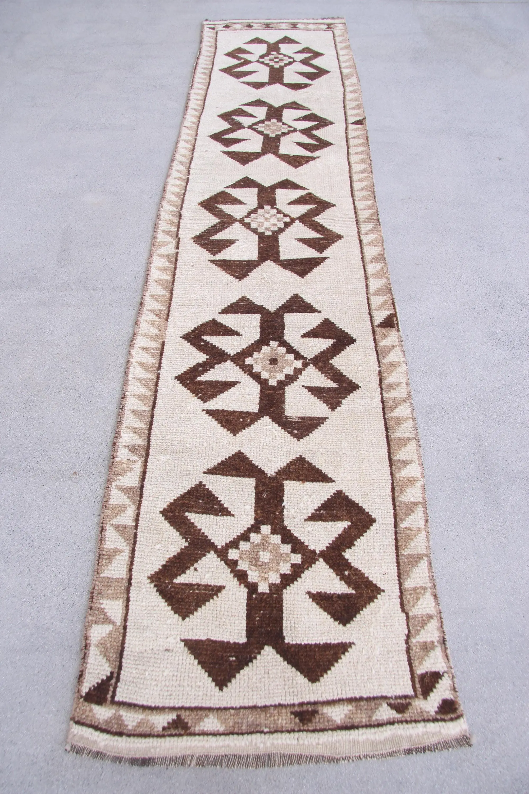 Vintage Turkish Runner Rug 2.5x11.1 ft (75x337 cm), Brown Patchwork Herki Rug - 1