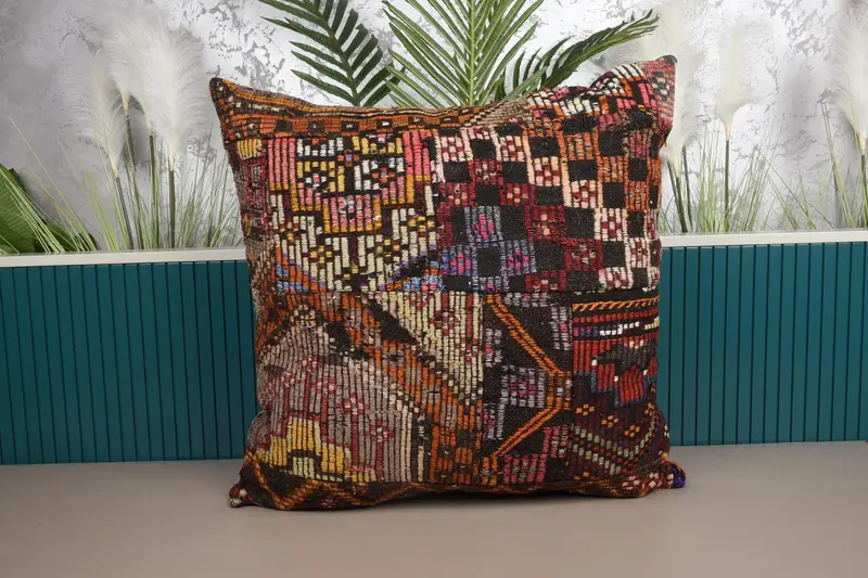 Orange & rotes Patchwork-Wurfkissen, 28x28 besticktes Vintage-Kissen