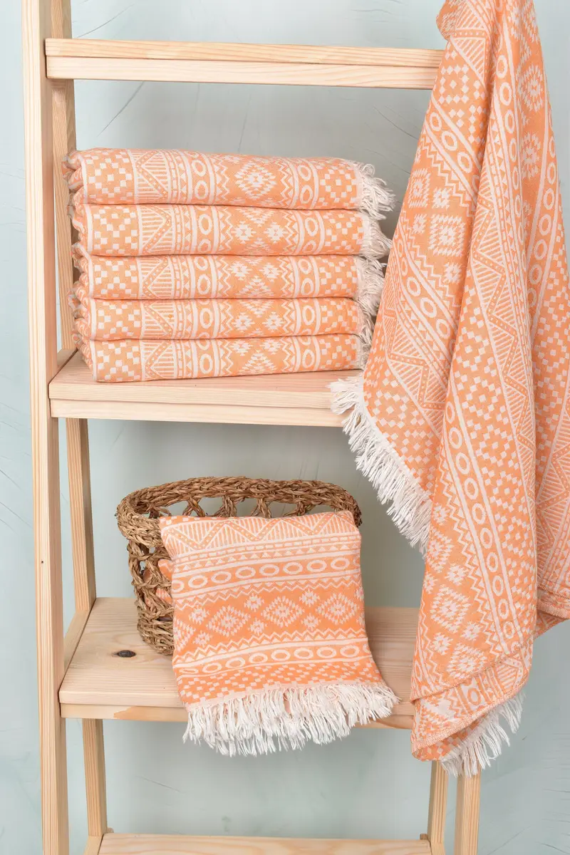 Wedding Gift For Bride, Turkish hand towel, Best Wedding Gift, Spa Towel, Best Friend Gift, Lightweight Turkish towel, 68x36 Cotton Geometric Towel - 4