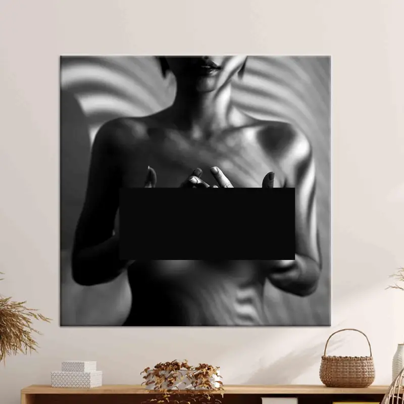 エレガントで挑発的なヌード女性のキャンバスプリント - 芸術的な室内装飾