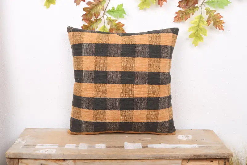 Turuncu & Kahverengi Çizgili Kırlent, Vintage İşlemeli Kırlent