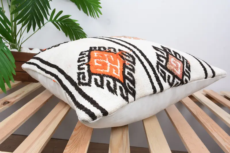 Oriental Cushion, 20x20 White Pillow, Vintage Cushion, Boho Pillow Sham Cover, Pillow Cover, Ethnical Kilim Rug Pillow, Boho Pillow - 6