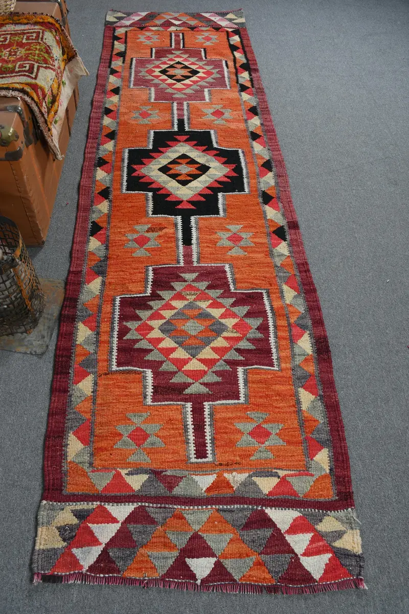 Kırmızı Kamuflaj Halı, Mor Desenli 2,7x10,1 ft