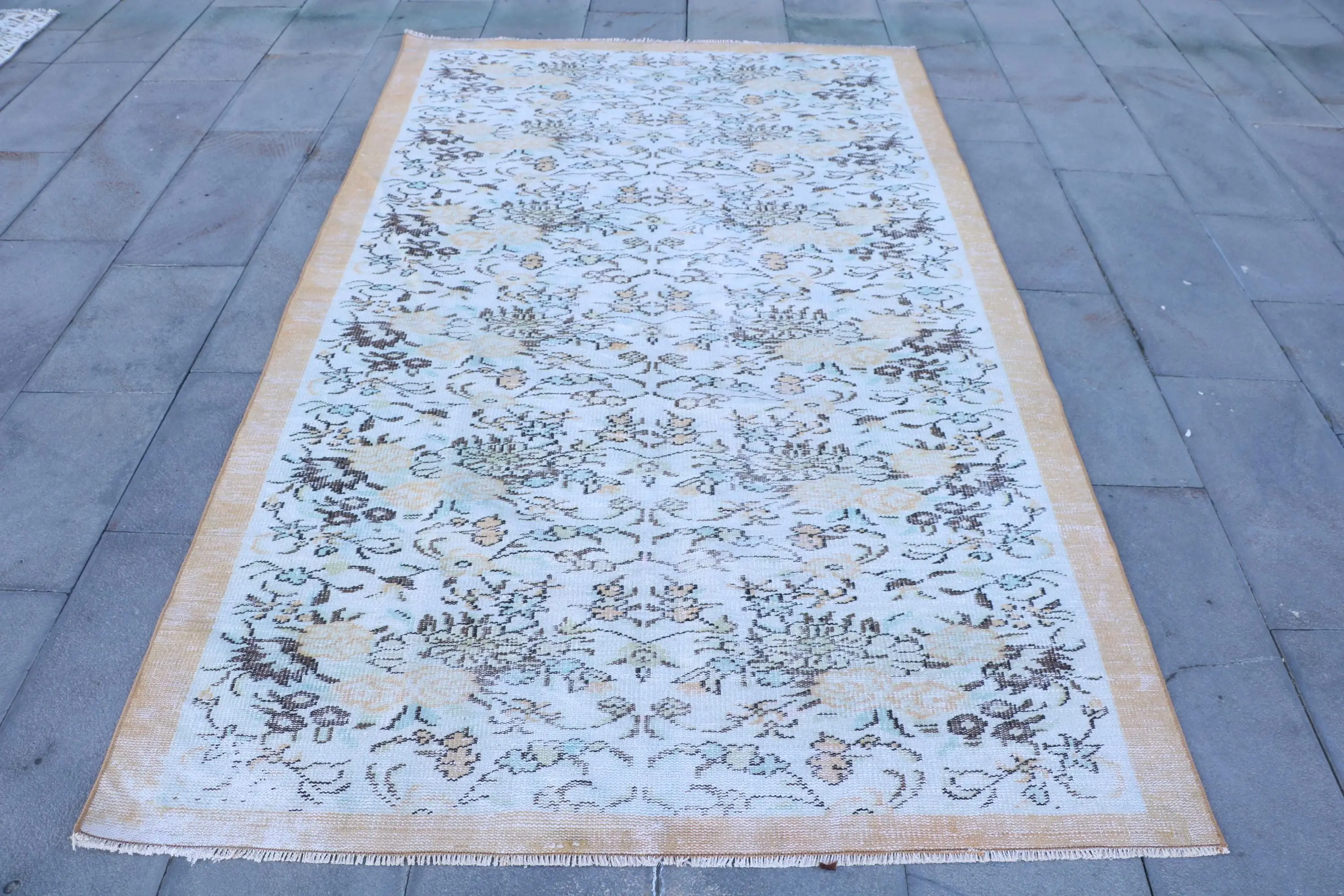 Turkish Rug, 4.8x8.1 ft Area Vintage Rug, White Brown Patchwork Rug - 1