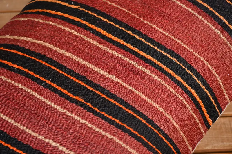 Nomadic Pillow Case, Pillow, Antique Pillows, Ethnical Kilim Rug Pillow, Turkish Kilim Pillow, 16x24 Red Pillow, Oriental Cushion Cover - 3