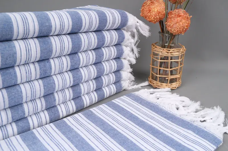 Kişiye Özel Plaj Havlusu Yetişkin Açık Lacivert Çizgili, 71x40 İnç