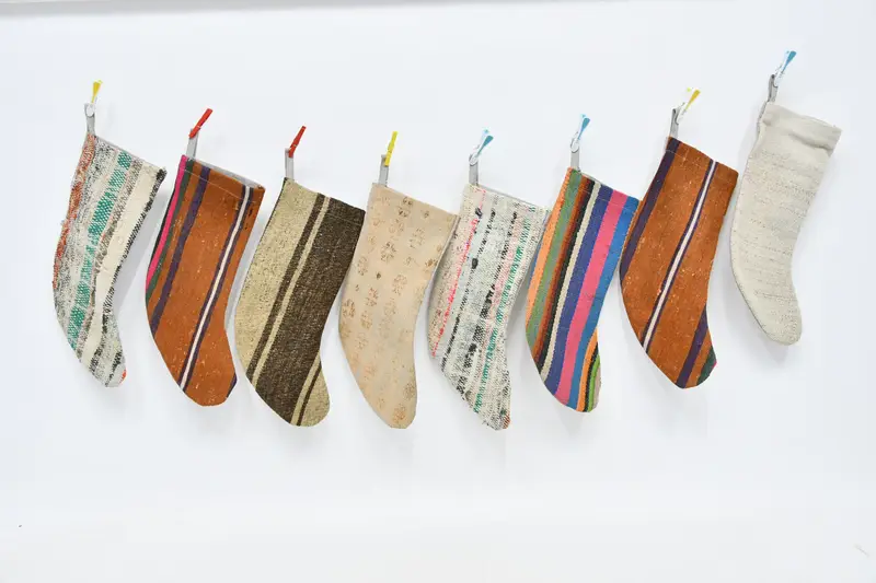 Şenlikli Noel Süsleri Deseni, 8 İnç Geniş Noel Çorabı