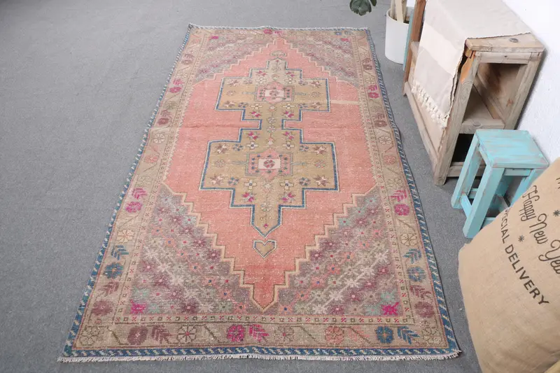 Roter und lila Blumenteppich, 4 x 7 Fuß, elegantes Dekor