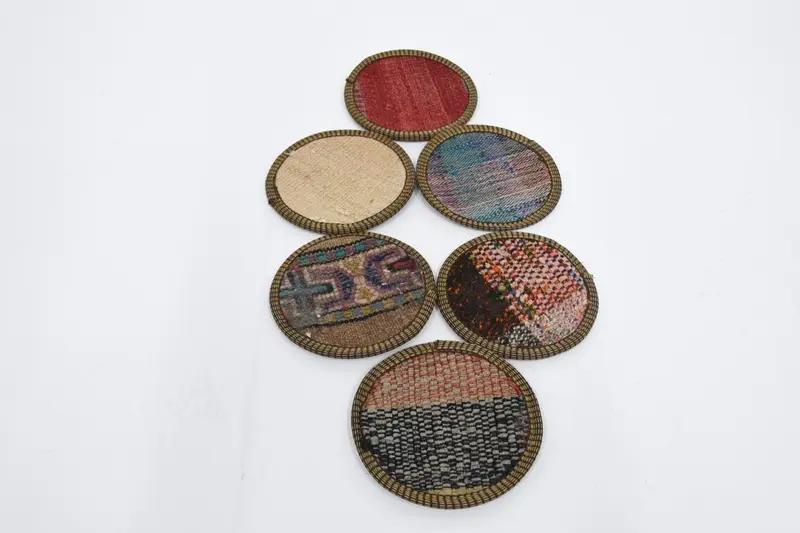 ボヘミアンパターンラウンドコースター、レッドとベージュのテーブルコースター